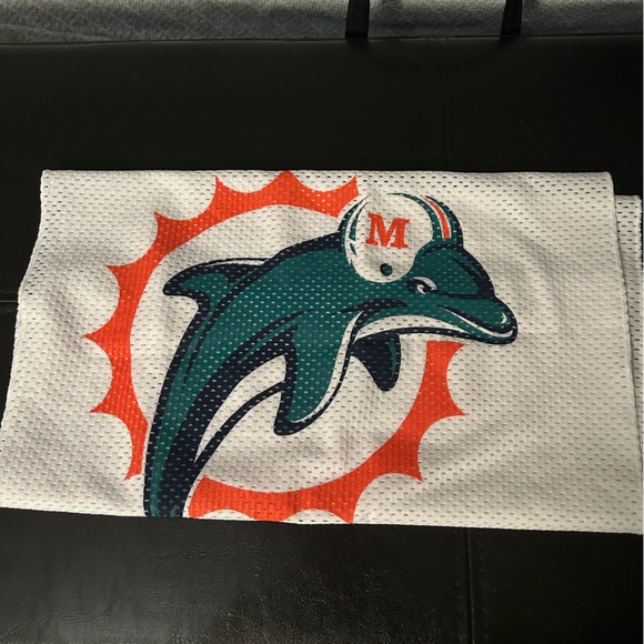 Vintage Dolphins Logo Scarf - Picture 3 of 5
